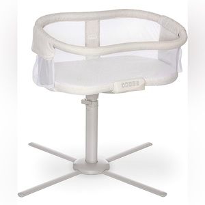 Halo Bassinest Premiere Series Bedside Swivel Sleeper, Pebble